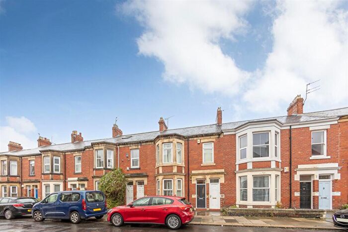 2 Bedroom Flat To Rent In Audley Road, Gosforth, Newcastle Upon Tyne, NE3