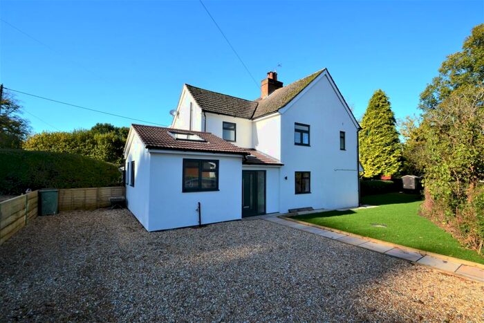 2 Bedroom Cottage To Rent In Mill Road, West Chiltington, RH20