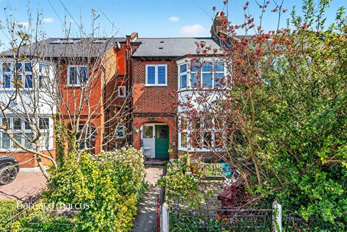 2 Bedroom Maisonette For Sale In Northanger Road, London, SW16