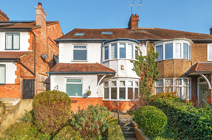 4 Bedroom Semi-Detached House To Rent In Cranley Gardens, London, N10