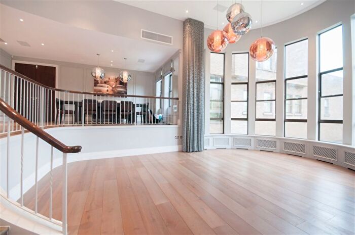 4 Bedroom Flat To Rent In Spaniards Road, Hampstead, NW3