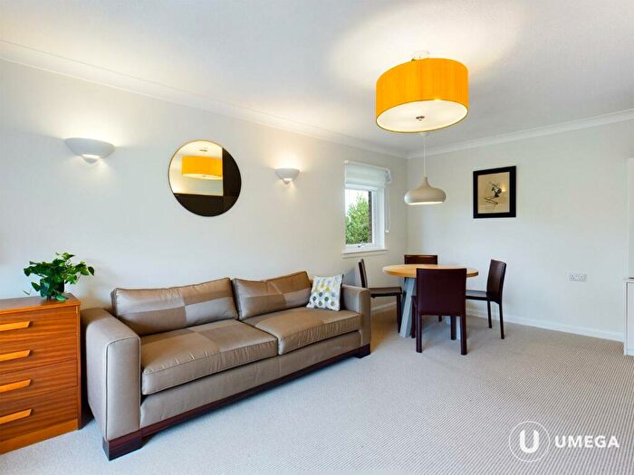 2 Bedroom Flat To Rent In East Fettes Avenue, Fettes, Edinburgh, EH4
