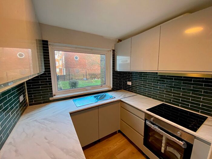 2 Bedroom Flat To Rent In Craster Square, Newcastle Upon Tyne, NE3