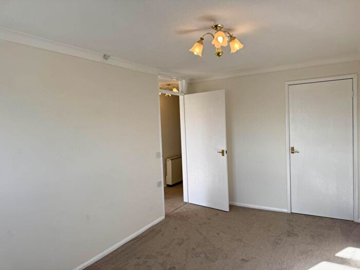 1 Bedroom Retirement Property To Rent In Shrubbs Drive, Middleton On Sea, PO22