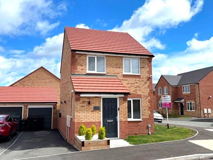 3 Bedroom Detached House For Sale In Forterra Way, Bircotes, Doncaster, DN11