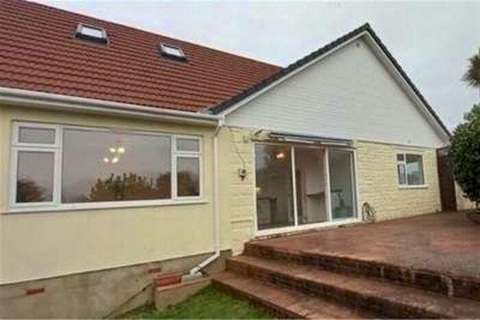 3 Bedroom House To Rent In Strathwell Crescent, Whitwell, PO38