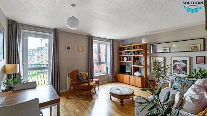 2 Bedroom Flat For Sale In Basque Court, Garter Way, Rotherhithe, London, SE16