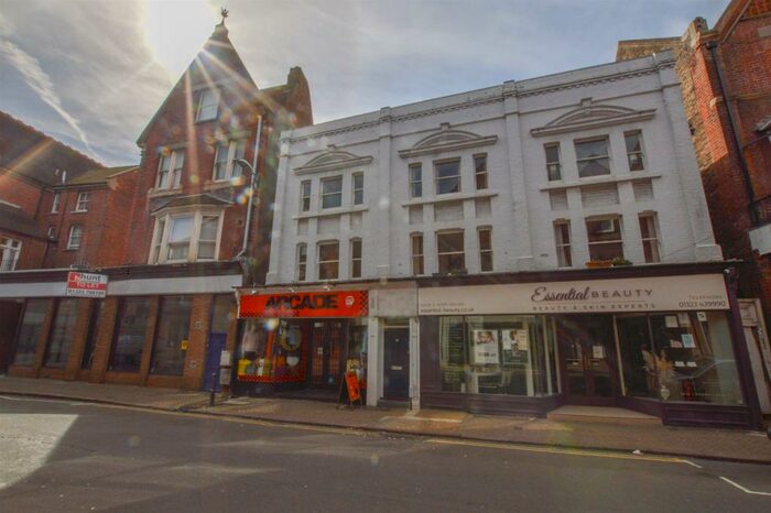 1 Bedroom Maisonette To Rent In South Street, Eastbourne, BN21