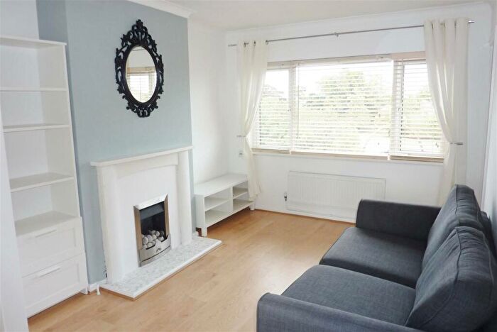 1 Bedroom Flat To Rent In Scott House, Albert Road, Belvedere, Kent, DA17