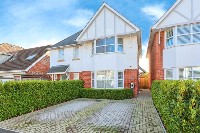 3 Bedroom Semi Detached House For Sale In Edgehill Road, Winton, Bournemouth, Dorset, BH9