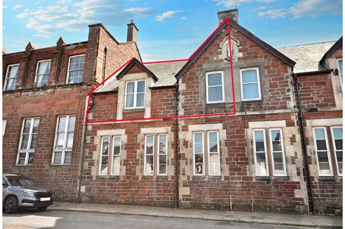 1 Bedroom Flat For Sale In E Henrietta Street, Girvan, Ayrshire, KA26