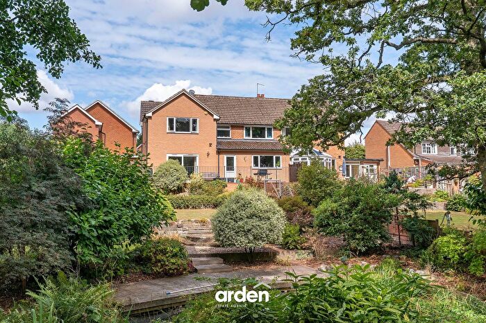 4 Bedroom Semi-detached House For Sale In Blythesway, Alvechurch, B48