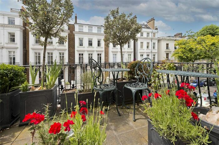 1 Bedroom Flat To Rent In Pembridge Gardens, Notting Hill, London, W2