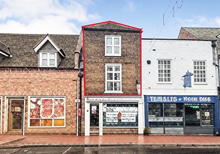 2 Bedroom Flat For Sale In Market Street, Ely, CB7
