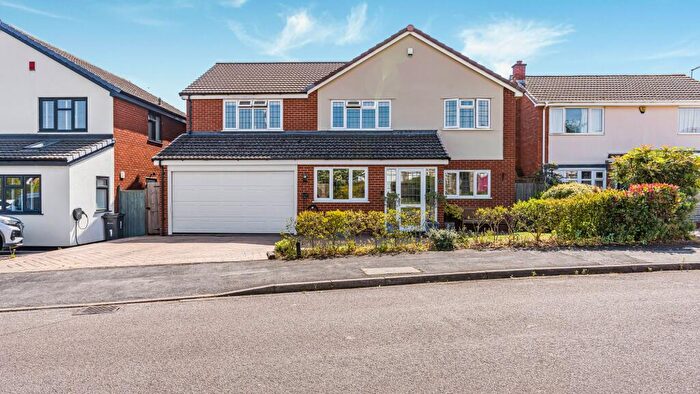5 Bedroom Detached House For Sale In Loxley Road, Four Oaks, B75