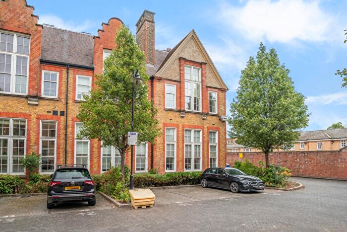 1 Bedroom Apartment To Rent In Pissarro House, Augustas Lane, Islington, N1