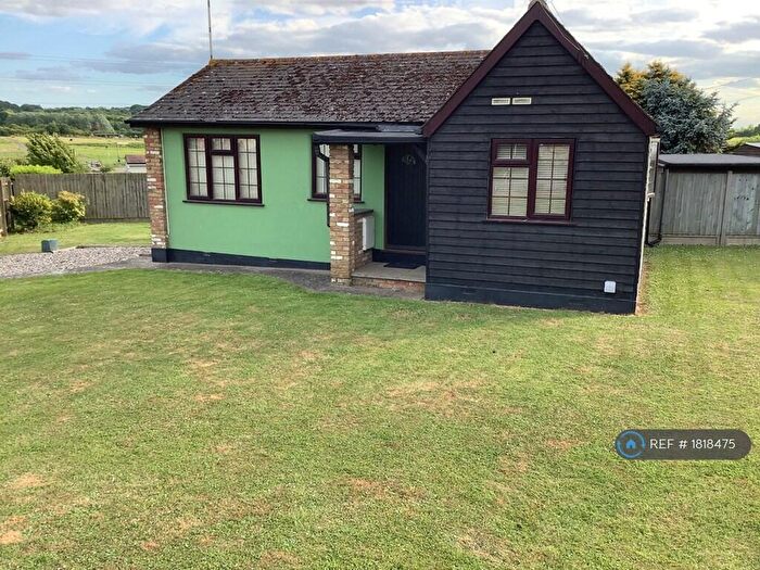 2 Bedroom Bungalow To Rent In Fourth Ave, Hullbridge Essex, SS5