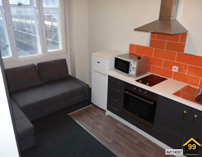 Studio To Rent In Gt Charles Street, Birmingham, West Midlands, B3