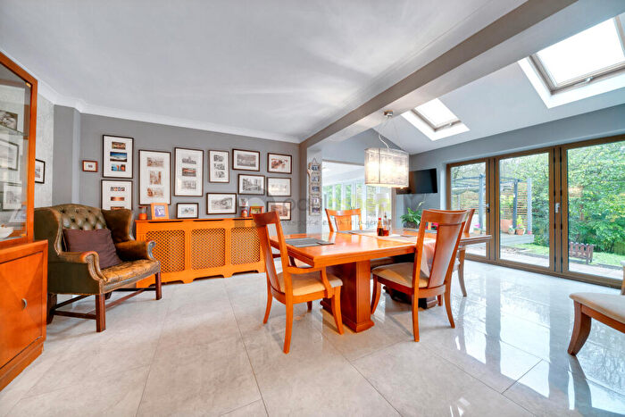 6 Bedroom Detached House For Sale In Farrers Place, Shirley Hills, CR0