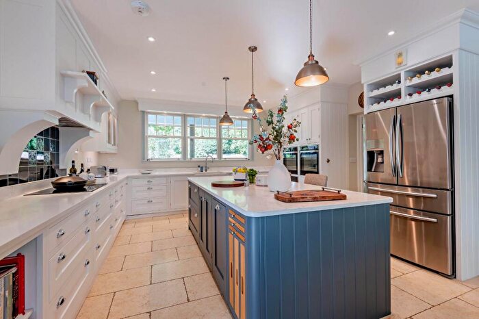 5 Bedroom Detached House For Sale In Teston Road, Offham, West Malling, Kent, ME19