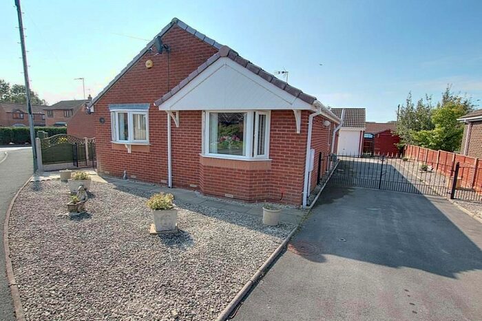 3 Bedroom Detached Bungalow To Rent In South Parade, Leven HU17