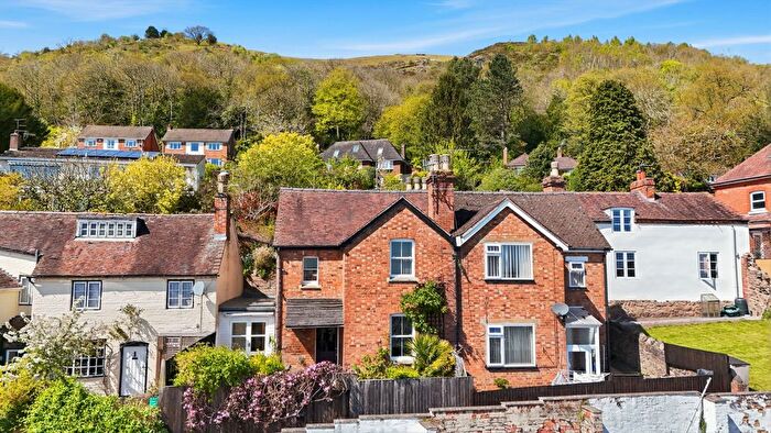 2 Bedroom Semi-Detached House For Sale In St Anns Road, Malvern, WR14