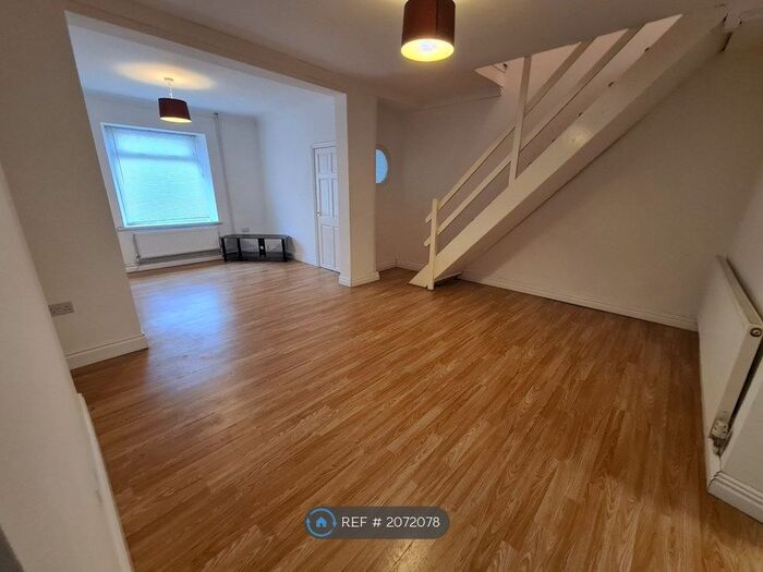 3 Bedroom Terraced House To Rent In Sylvia Terrace, Brynhyfryd, Swansea, SA5