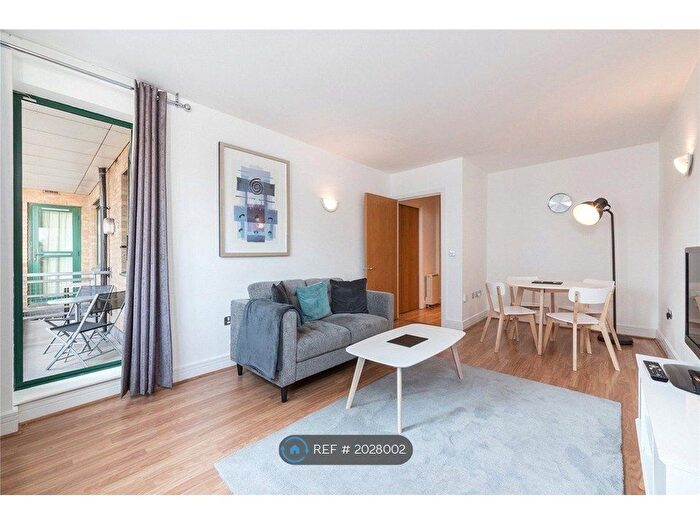 1 Bedroom Flat To Rent In Mansell St, London, E1