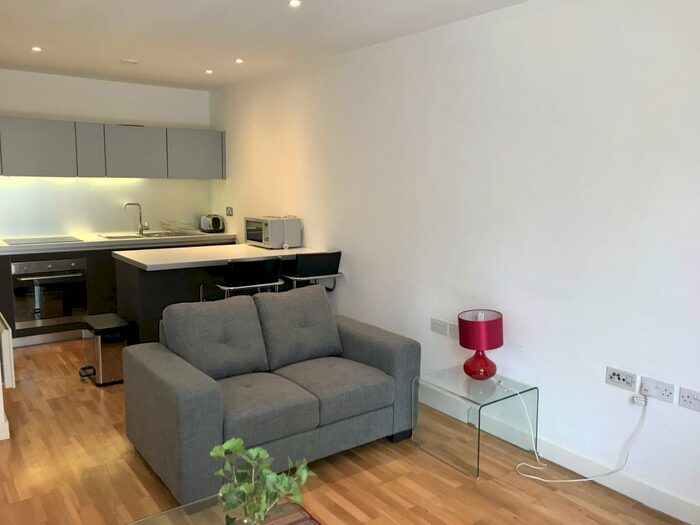 1 Bedroom Apartment To Rent In The Hub, City Centre, M1
