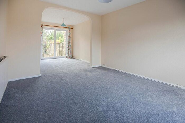 3 Bedroom Terraced House To Rent In Barley Close, Malmesbury, SN16