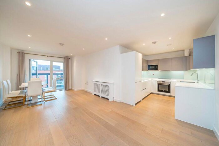 3 Bedroom Flat For Sale In Wilkinson Close, Willesden, NW2
