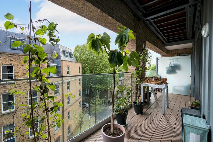 1 Bedroom Flat To Rent In Boleyn Road, Hackney, N16