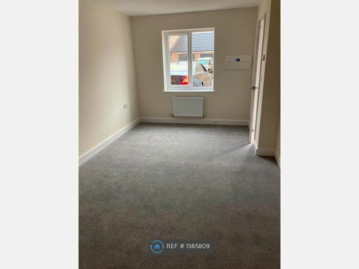 2 Bedroom Semi-Detached House To Rent In Jasmine Crescent, Holbeach, PE12