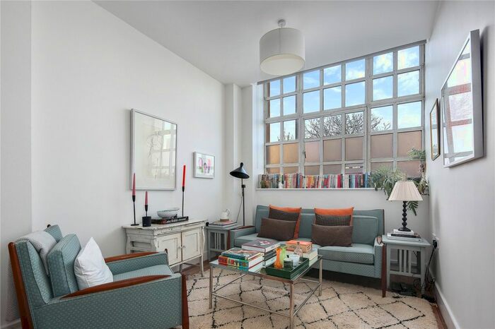 1 Bedroom Flat To Rent In Furrow Lane, London, E9