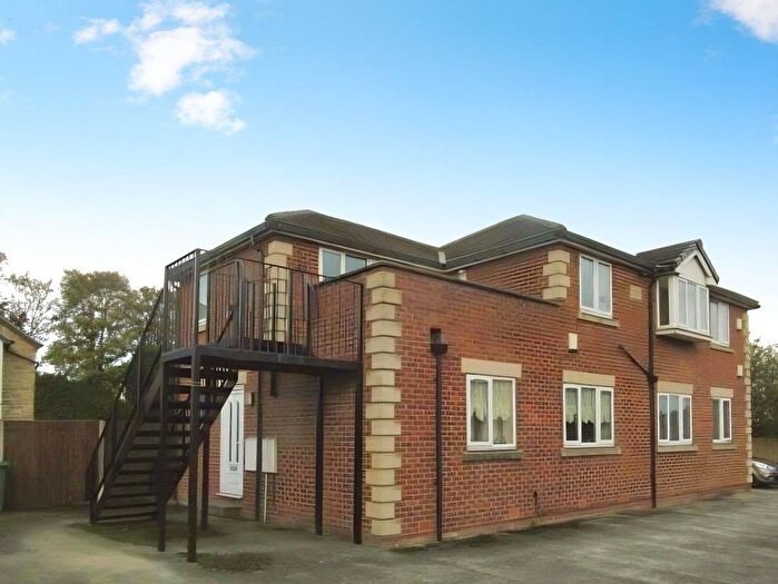 2 Bedroom Flat To Rent In Sharp Lane, Robin Hood, Wakefield, WF3