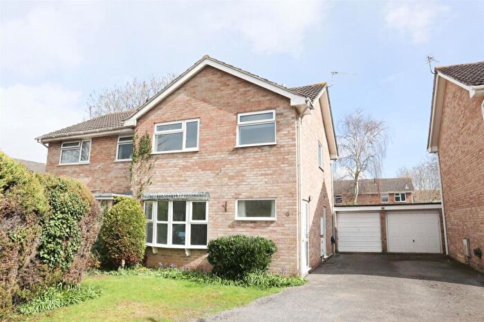 3 Bedroom House To Rent In Freshmoor, Clevedon, BS21