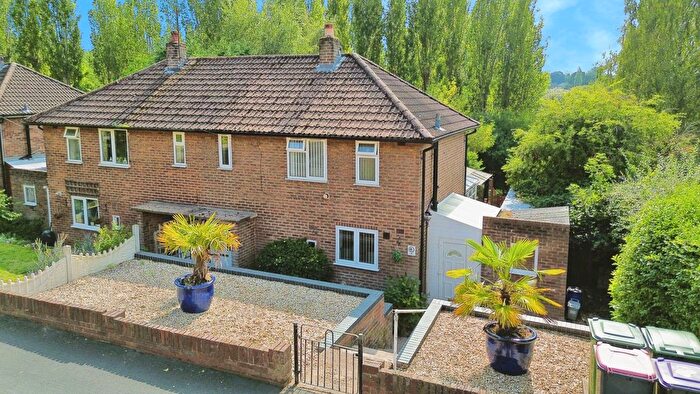 2 Bedroom Semi-Detached House For Sale In Withington Close, Oakengates, Telford, TF2