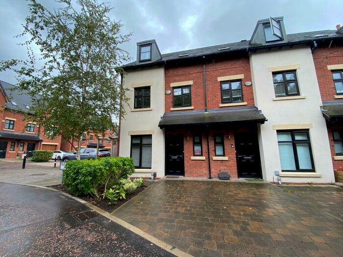 4 Bedroom Terraced House To Rent In Old Boatyard Lane, Worsley, M28