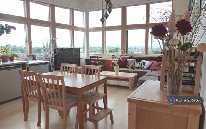 1 Bedroom Flat To Rent In Erin Court, London, NW2