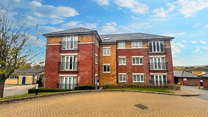 2 Bedroom Maisonette To Rent In Ratcliffe Court, Colchester, Essex, CO4