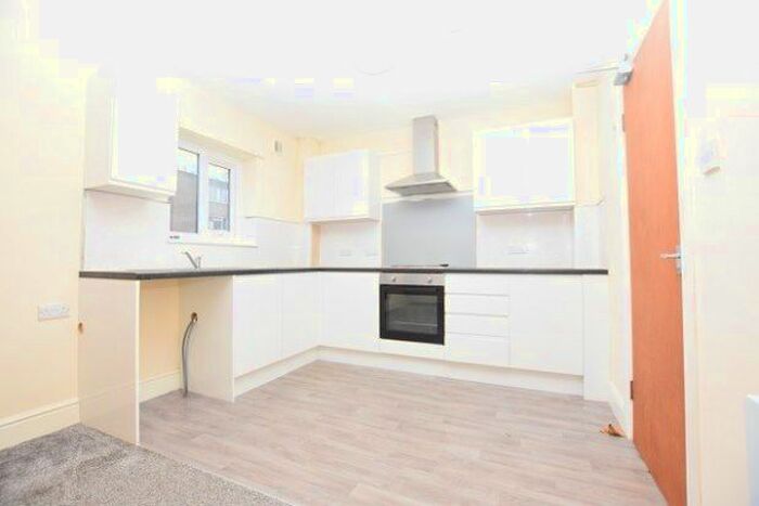 1 Bedroom Flat To Rent In Tollgate Court, Sheffield, S3