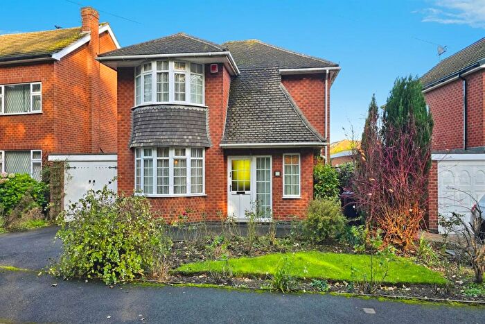 3 Bedroom Detached House For Sale In Deddington Lane, Bramcote, NG9