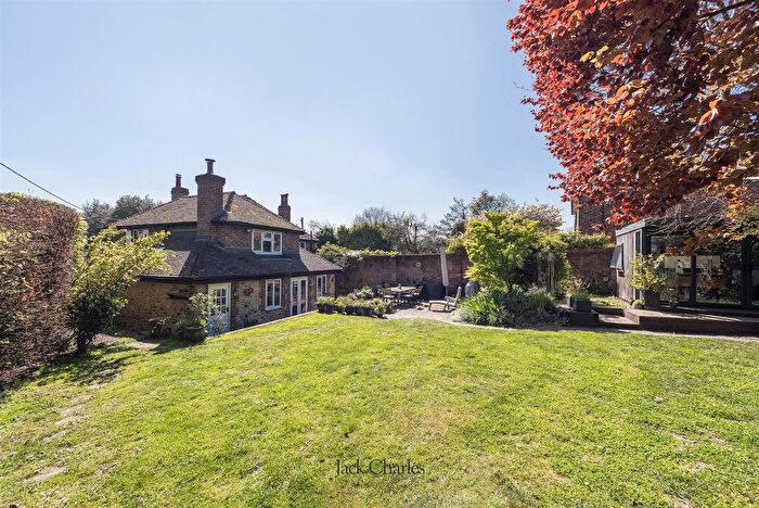 4 Bedroom Detached House For Sale In St. Marys Road, Wrotham, Sevenoaks, TN15