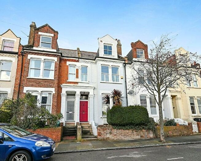 5 Bedroom Terraced House For Sale In Parolles Road, London, N19