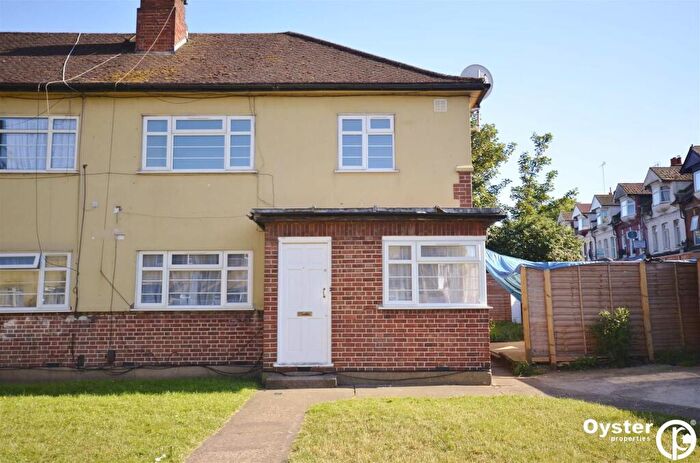 2 Bedroom Maisonette To Rent In Winchester Road, London, N9