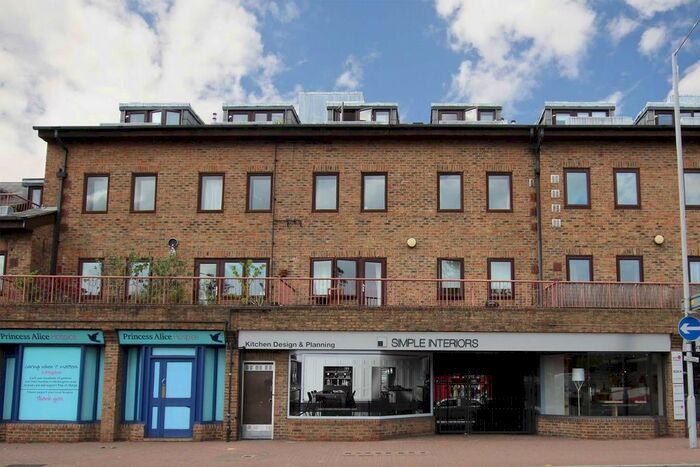 1 Bedroom Flat To Rent In Old London Road, Kingston Upon Thames, KT2