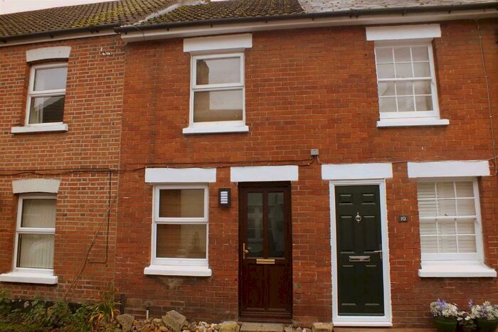 2 Bedroom Terraced House To Rent In New Street, Ringwood, BH24