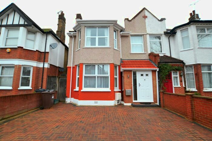 4 Bedroom Semi-Detached House To Rent In Osterley Avenue, Osterley, Isleworth, TW7