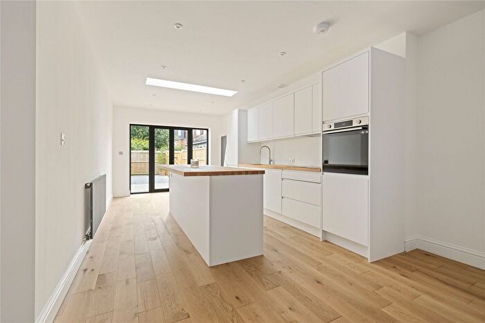 3 Bedroom Terraced House To Rent In Radnor Road, Weybridge, KT13