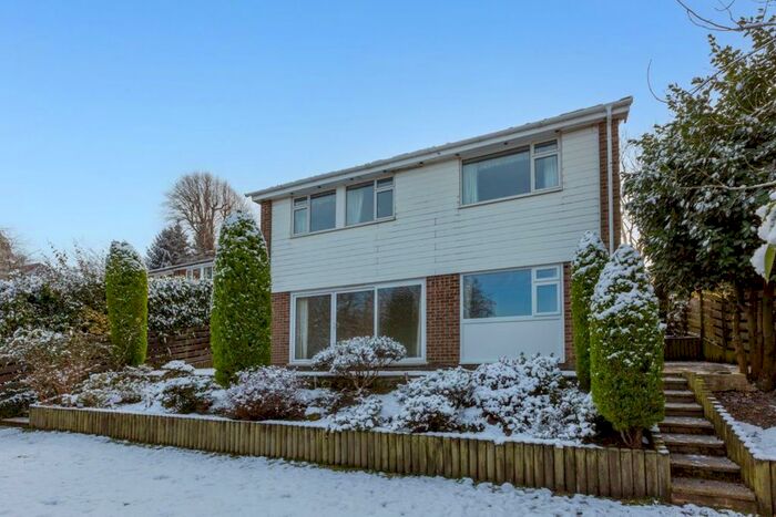 3 Bedroom Detached House To Rent In Middlings Rise, Sevenoaks, TN13
